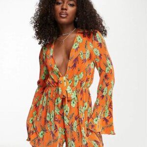 ASOS DESIGN Plissé Knot Front Romper in Orange Floral – Size Medium (NWT)